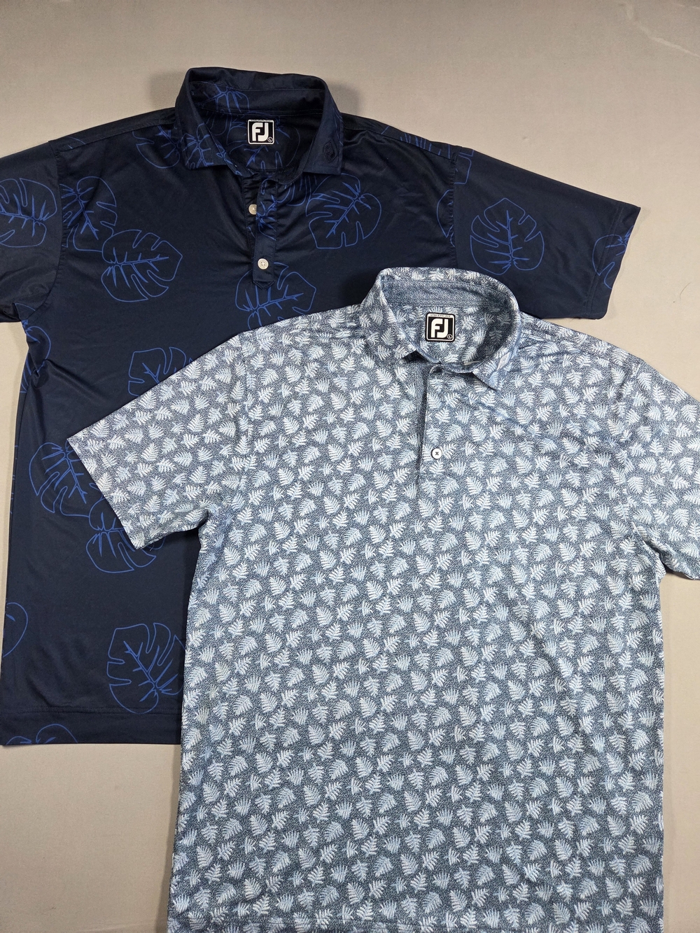 FootJoy Men’s Navy & Light Blue Tropical Print Golf Polos Large